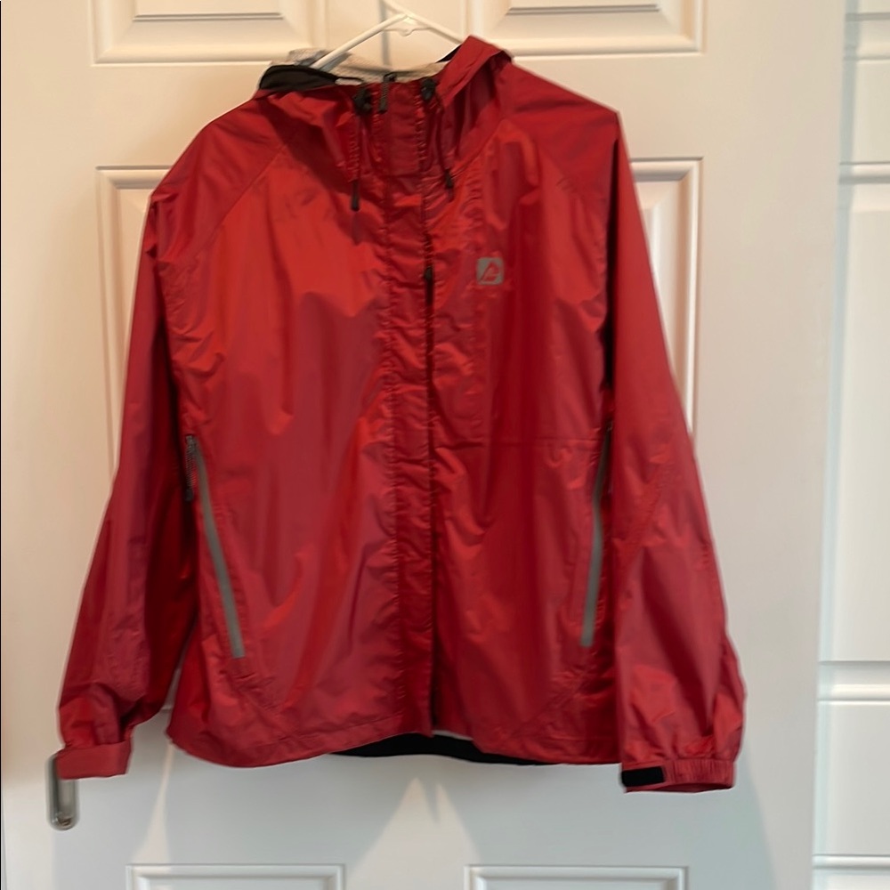 Women’s Red Ledge rain jacket size L